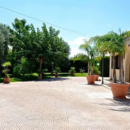 Sole By Tripostuni Villa